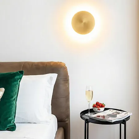 Frida Apartment 5 Min From Metro Station-3